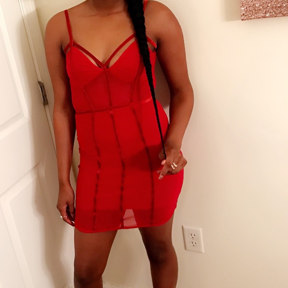 Red Dress - Picture 2 of 5
